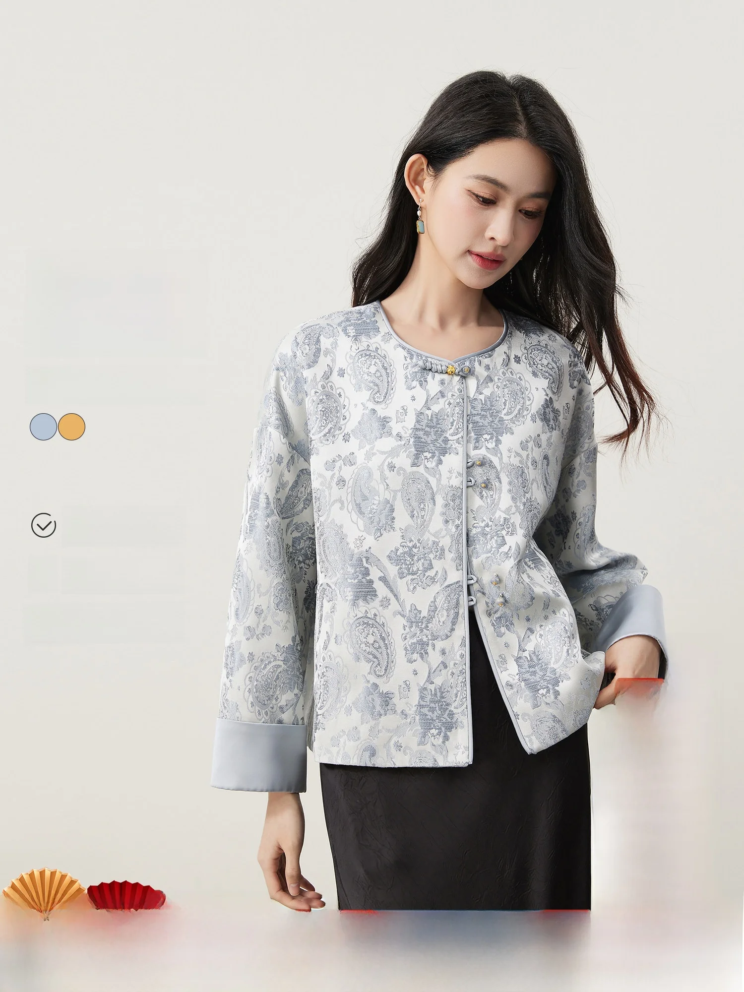 

Chunhehua Новая женская куртка в китайском стиле для ранней весны с круглым вырезом, вышивкой, пуговицами, прямым кроем и длинными рукавами