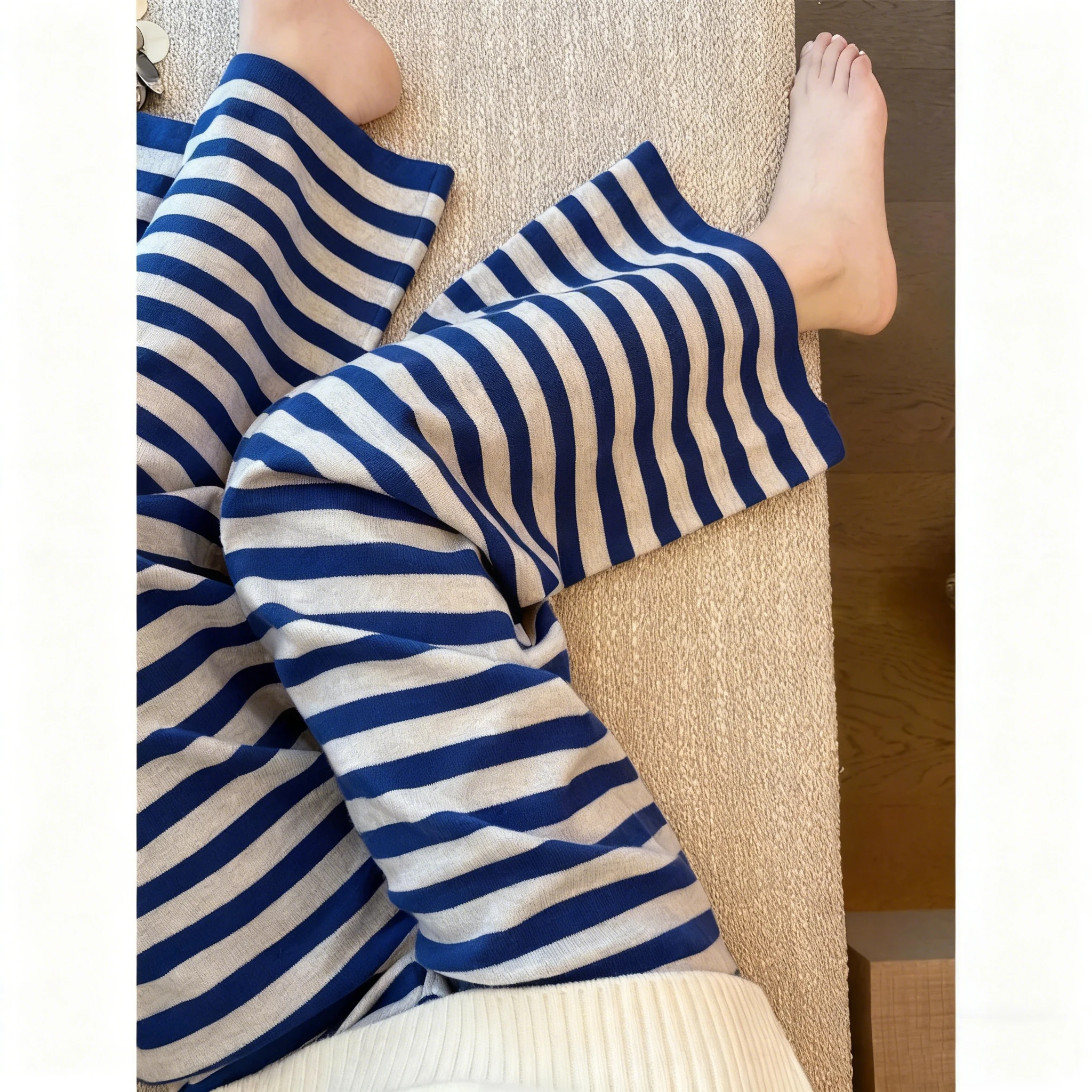 レディース トレンディ ブルー＆ホワイト ワイドストライプ ニットパンツ - ルーズフィット ハイウエスト ワイドレッグ トラウザーズ、快適なカジュアルパンツ 秋冬