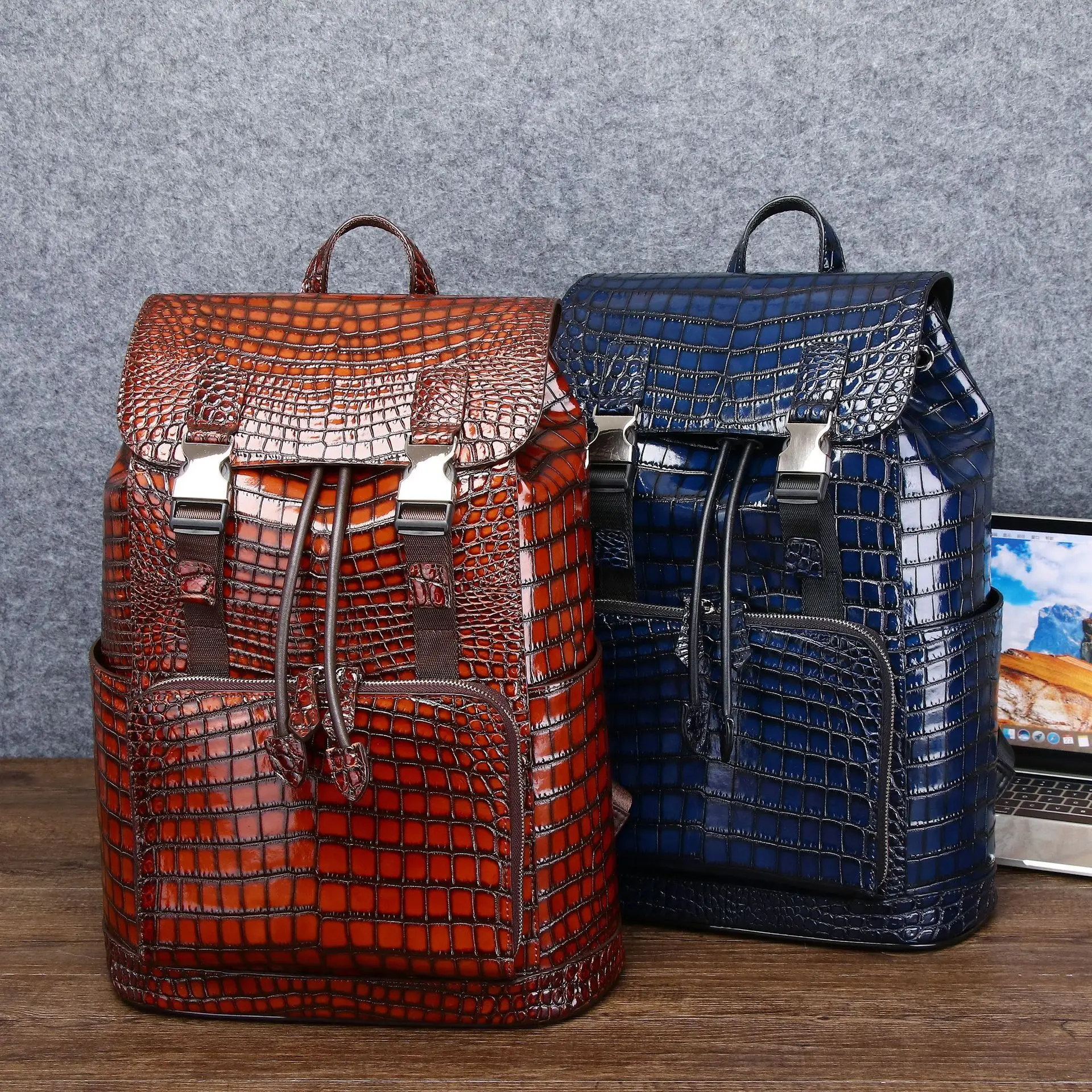 

New Colored High Gloss Crocodile Belly Pattern Large Capacity Fashion Women Feminine Backpack Outdoor Men's Bag Fashion Backpack