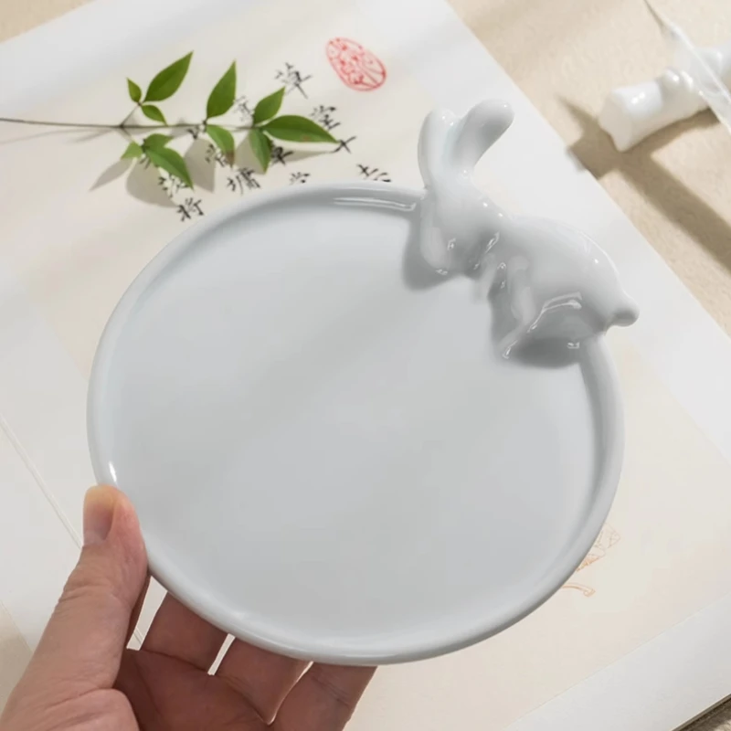 Moon Rabbit Shape Ceramic Palette for Watercolor Painting Cute Brush Holder White Porcelain Easy To Clean Student Art Supplies