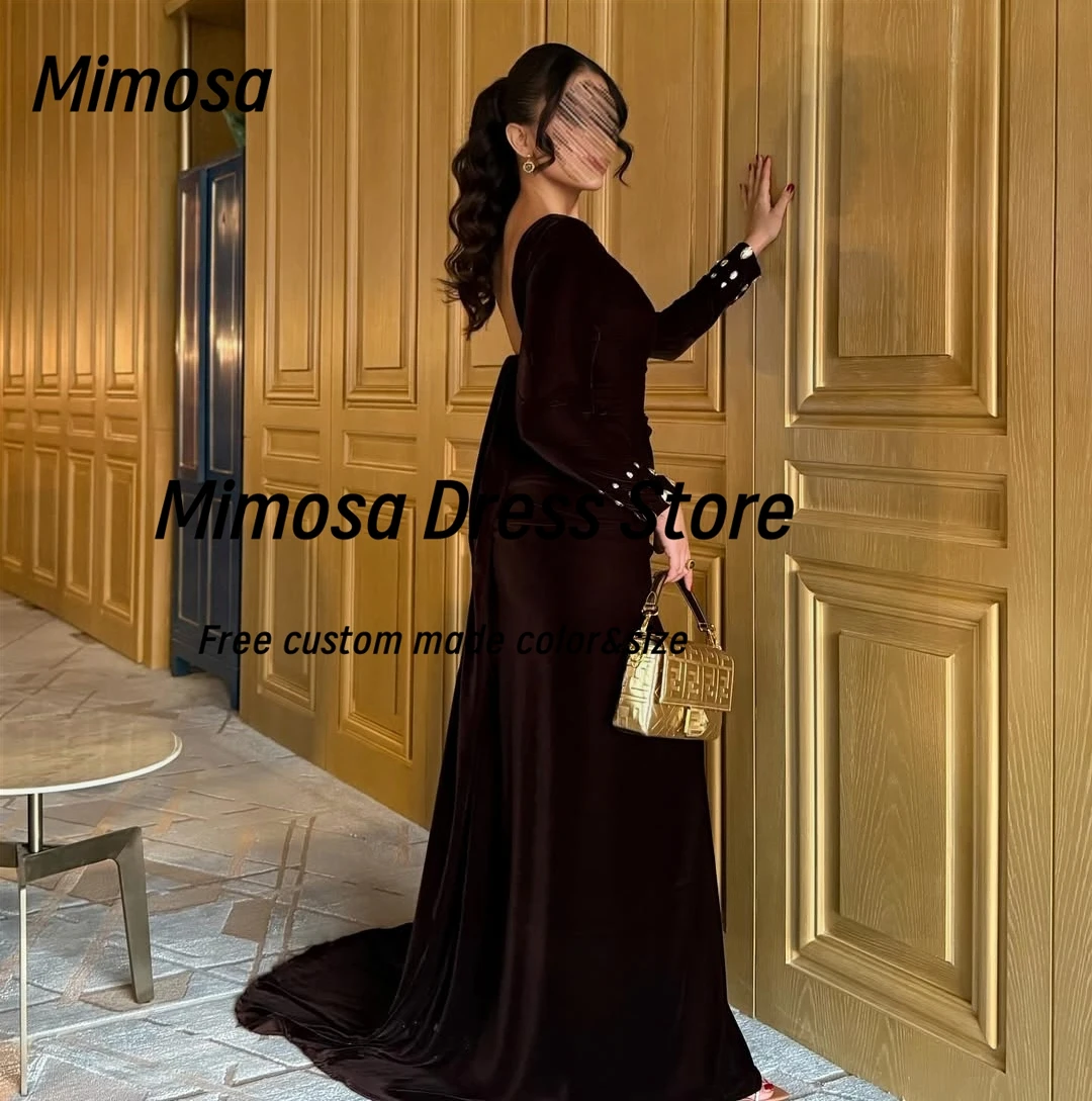Mimosa Abiti da ballo sexy aperti sul retro Cristalli Abiti da sera a maniche lunghe Le donne saudite indossano abiti da festa in velluto personalizzati