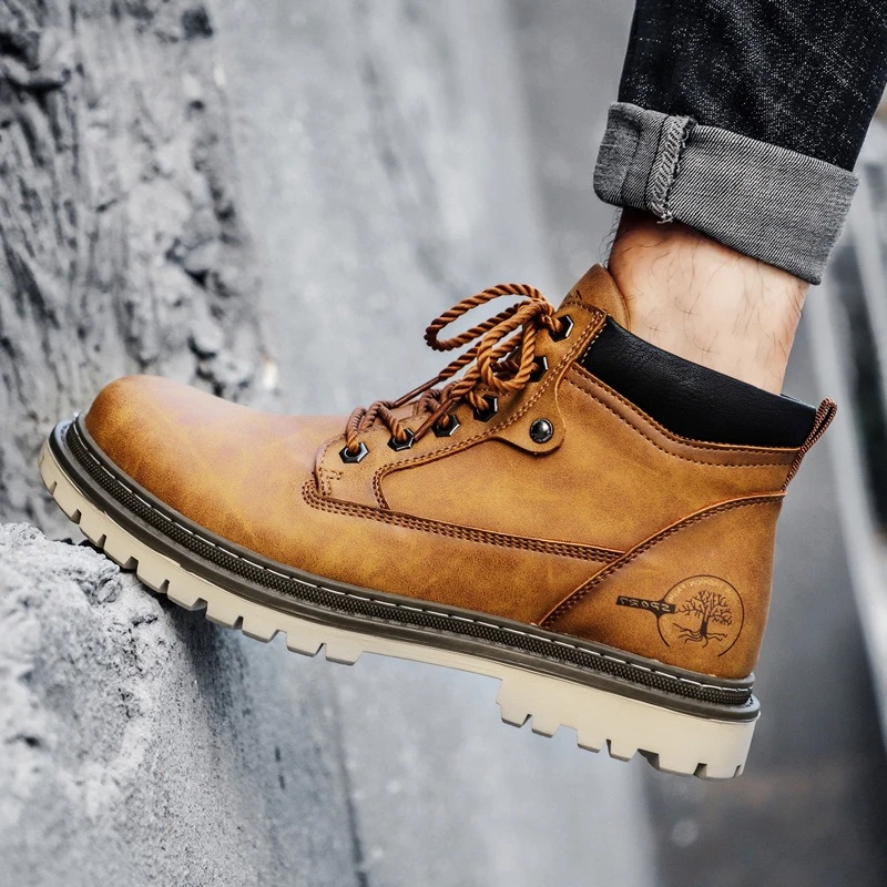 

Новинка 2025, осенняя мужская обувь с высоким берцем, модные мужские кожаные ботильоны на шнуровке, нескользящие теплые зимние мужские зимние ботинки на резиновой подошве