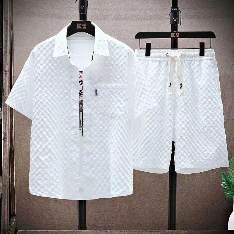 Conjunto de camisa de manga corta a cuadros de seda de hielo de alta calidad para hombre, pantalones cortos de solapa, ropa de gran tamaño informal