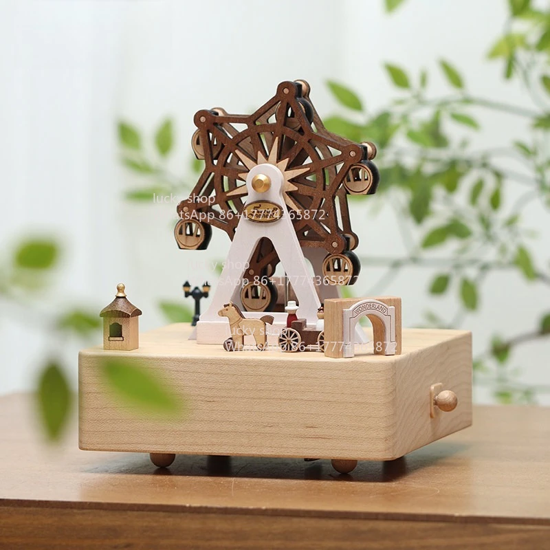 Children's Music Box Music Box Girls and Girls Creative Gifts All Solid Wood for Girlfriends Carousel