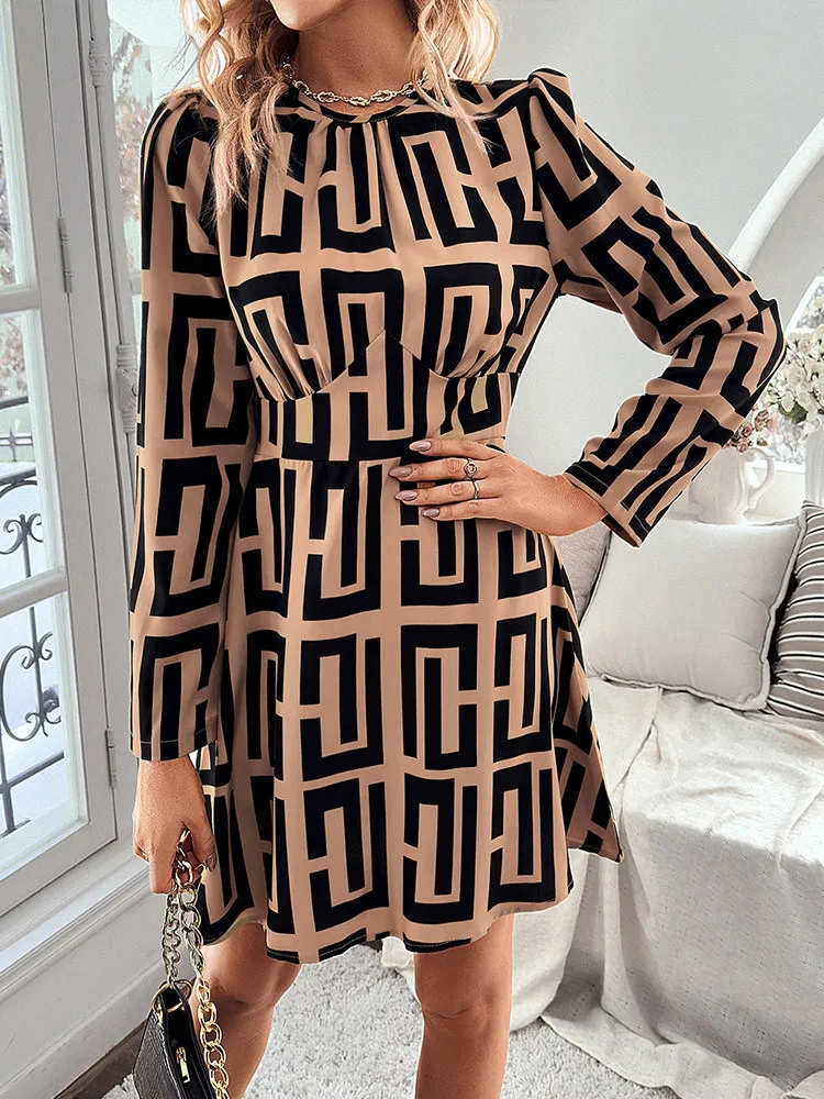 Women 2024 Fashion Casual Geometric figure Print Mini Dress A-lined Long Sleeve Pleated Round Neck Vintage Dress Female Skirt