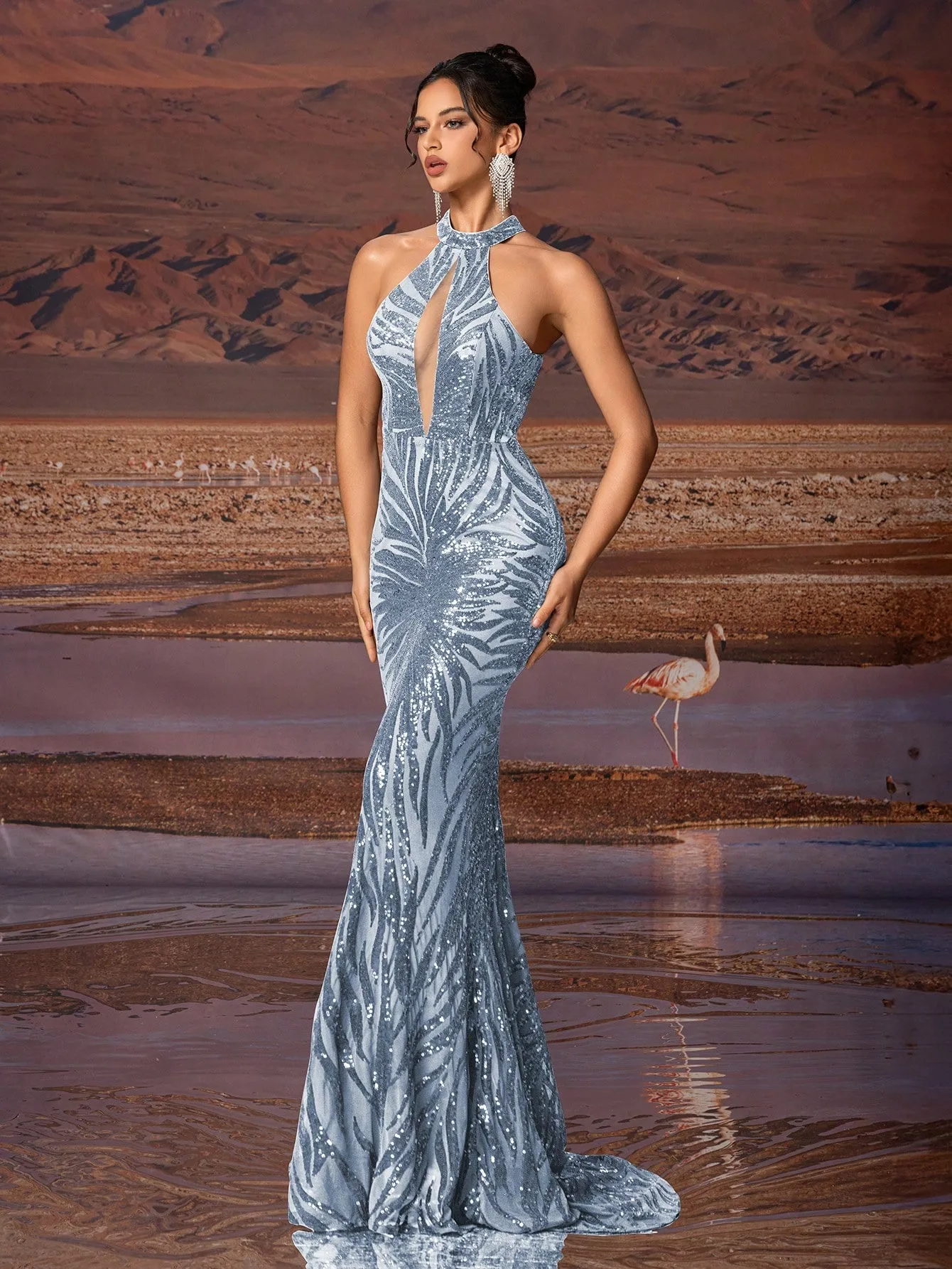 Stunning Evening Dresses Mermaid Halter Sequined Hollow Out Sleeveless Prom Gowns Party Dresses Customized فساتين سهرة