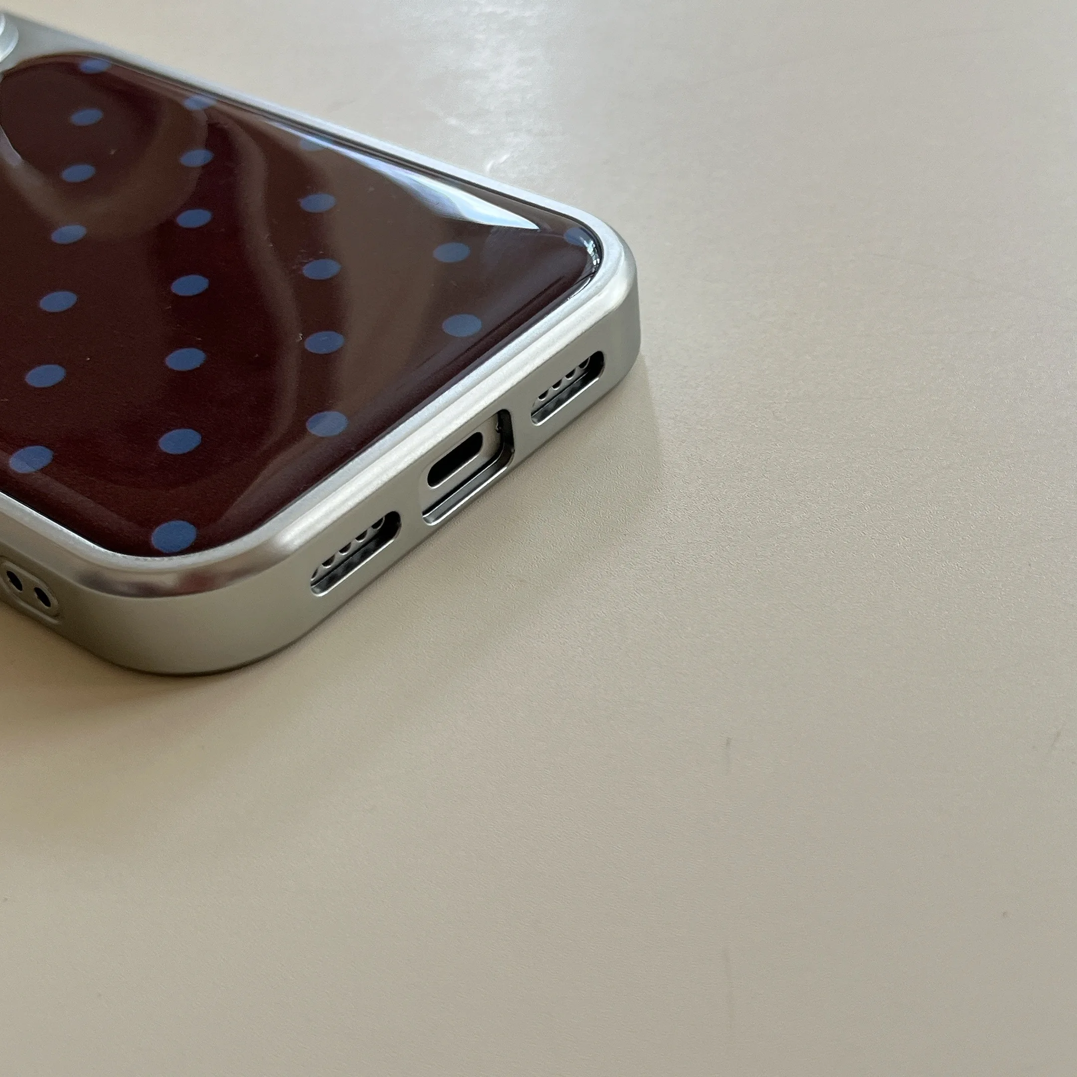 레트로 물방울 무늬 갈색 & 파란색 빈티지 감성 아이폰 17 16 15 14 11 12 13 프로 맥스 플러스 백 커버