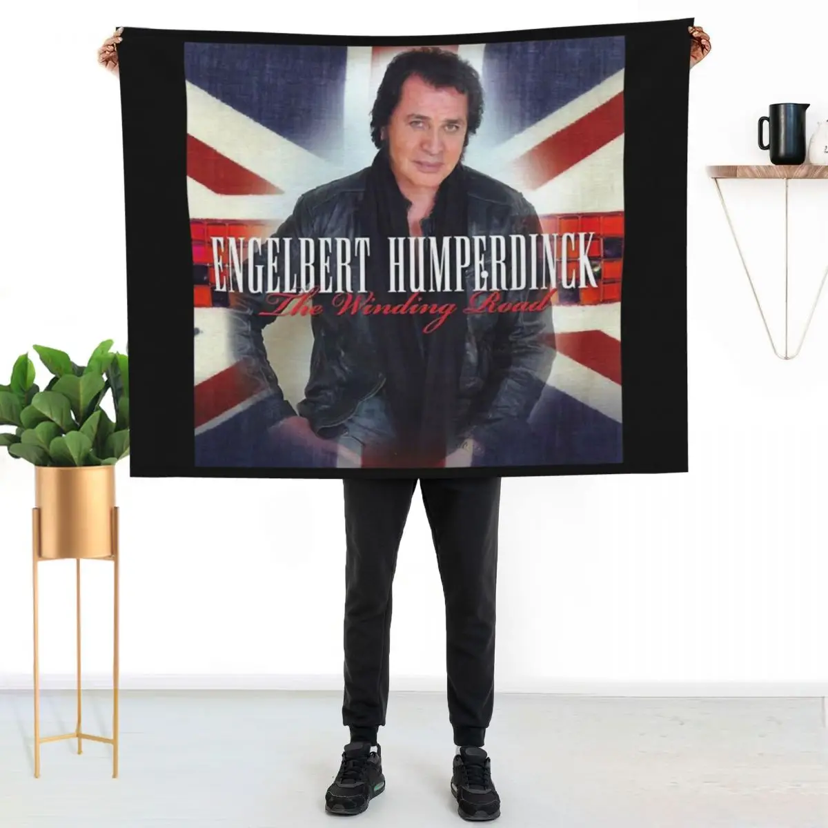 

Engelbert country rock singer Throw Blanket Stylish Decor Blanket Gift for Friends Roommate