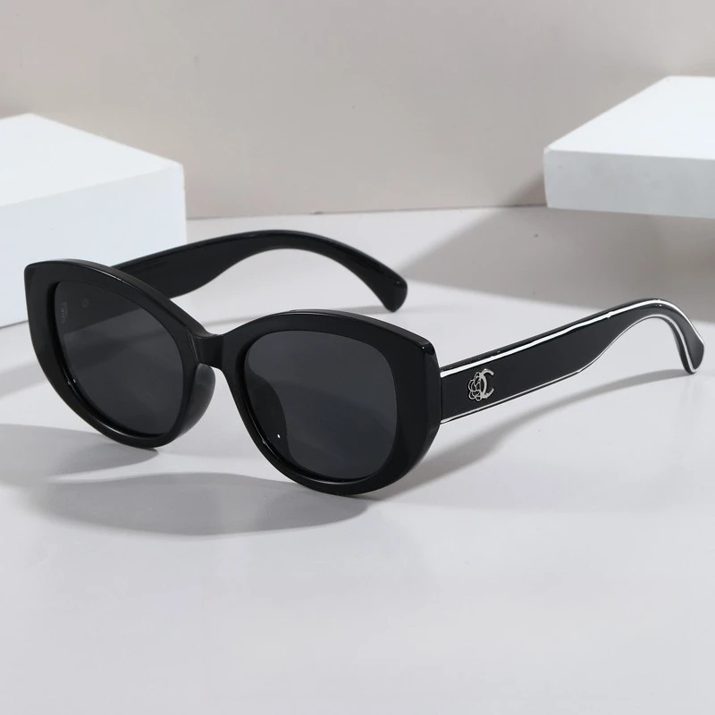 

​​2025 Premium Cat Eye Sunglasses Women, UV400 Polarized Face Slimming Small Frame TR90 Lightweight Retro Fashion​​