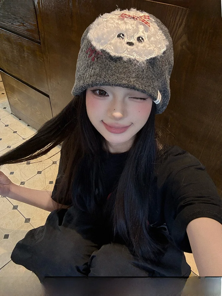 かわいいニット毛皮帽子女性の秋冬暖かい耳当て帽子甘いスタイルのリボンディテール非折りたたみラウンドトップキャップ若い女性向け
