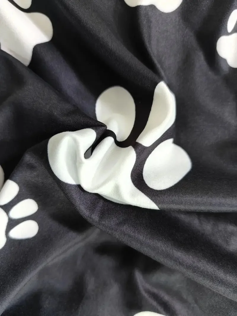 Cute cat paw print casual hip lift elastic elastic waist tight-fitting daily wear travel working women\'s leggings