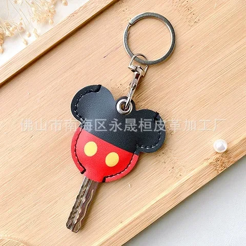 Disney Stitch Winnie the Pooh Mini portachiavi portachiavi in pelle PU simpatico cartone animato Mickey Minnie portachiavi Clip di protezione della