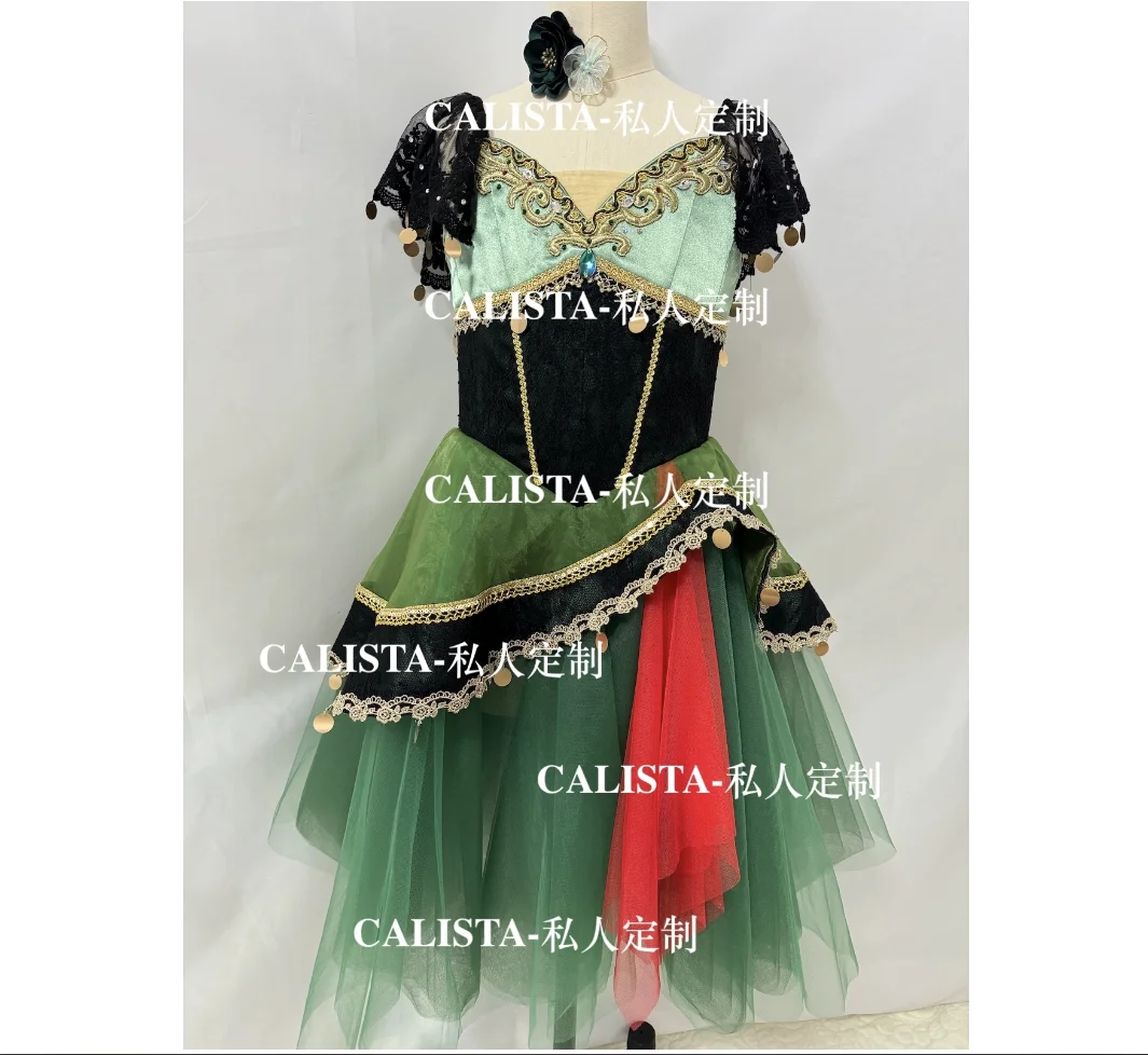 Esmirada mujer variación tutú verde oscuro negro rojo con bordado dorado vestido champong