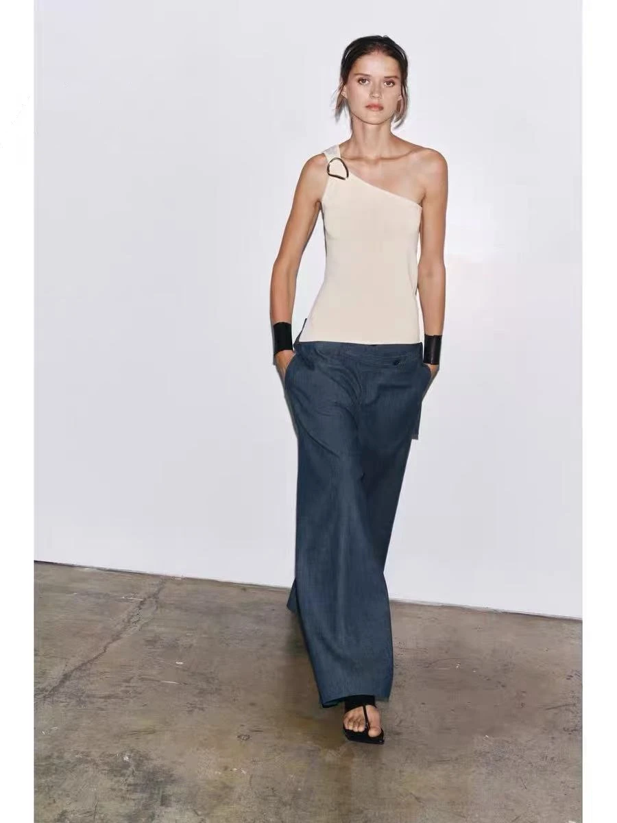 

YY26221 ZA25 Summer New Women's Clothing Side Drawer Asymmetric Collar Gold Plated Accessory Knitted Top 2756024