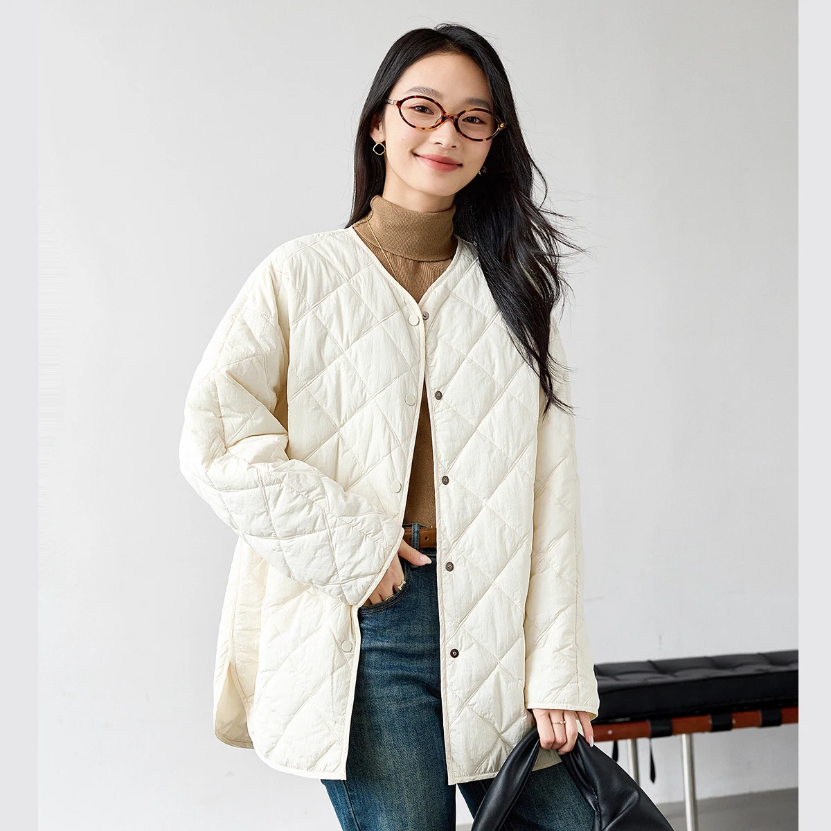 

VIMLY Diamond Quilting Puffer Coat Causal Women 2025 Winter Apricot V-neck Ladies Parkas Elegant Thickened Female Outwear M9368