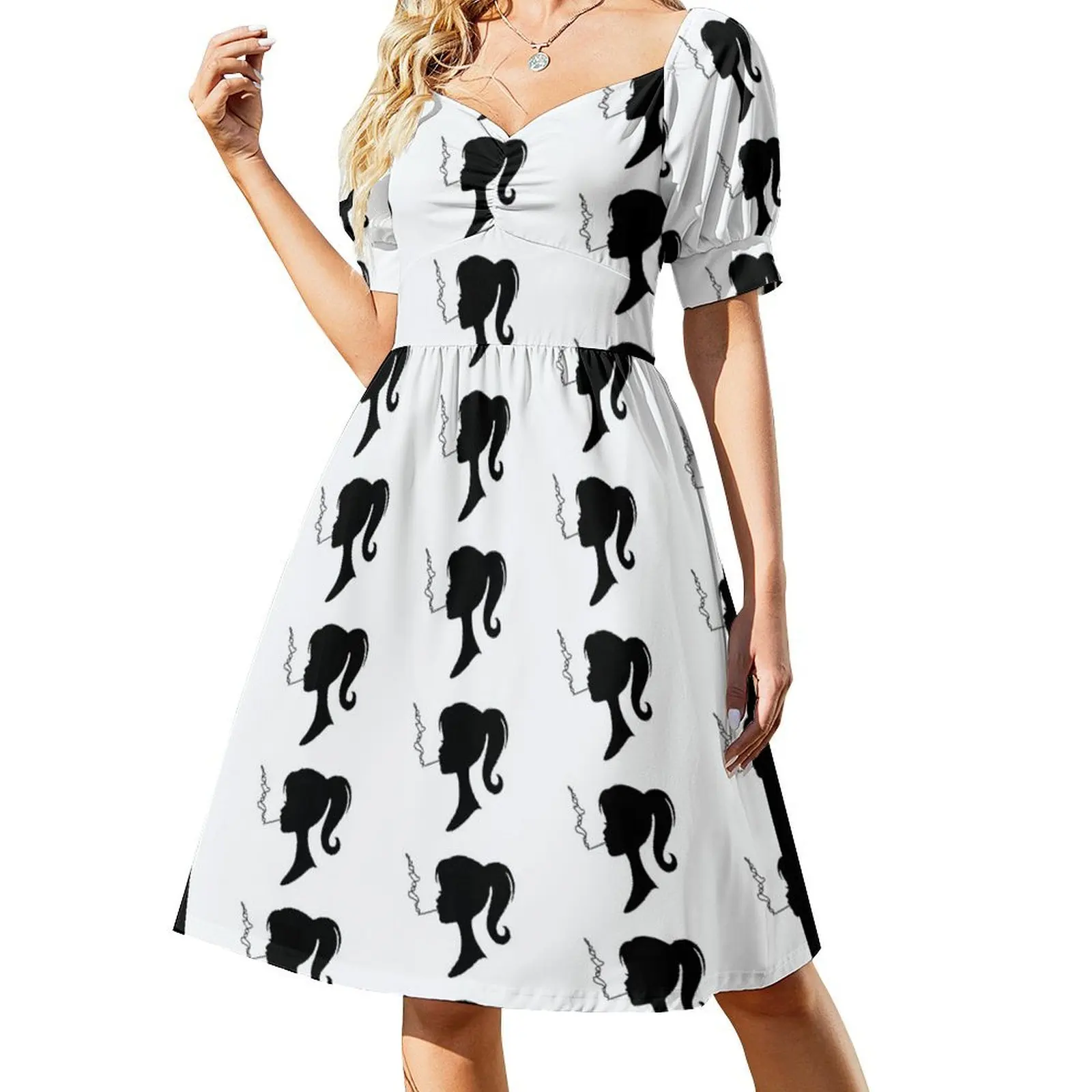 

Barbie smoking in black Short-Sleeved Dress woman dress purple dress