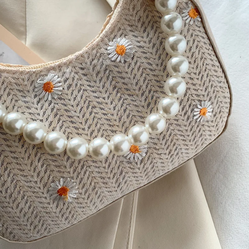 Fashion Flower Embroidery Straw Shoulder Messenger Bags Women's Pearl Design Woven Bag New Summer Beach Straw Bag Female Handbag