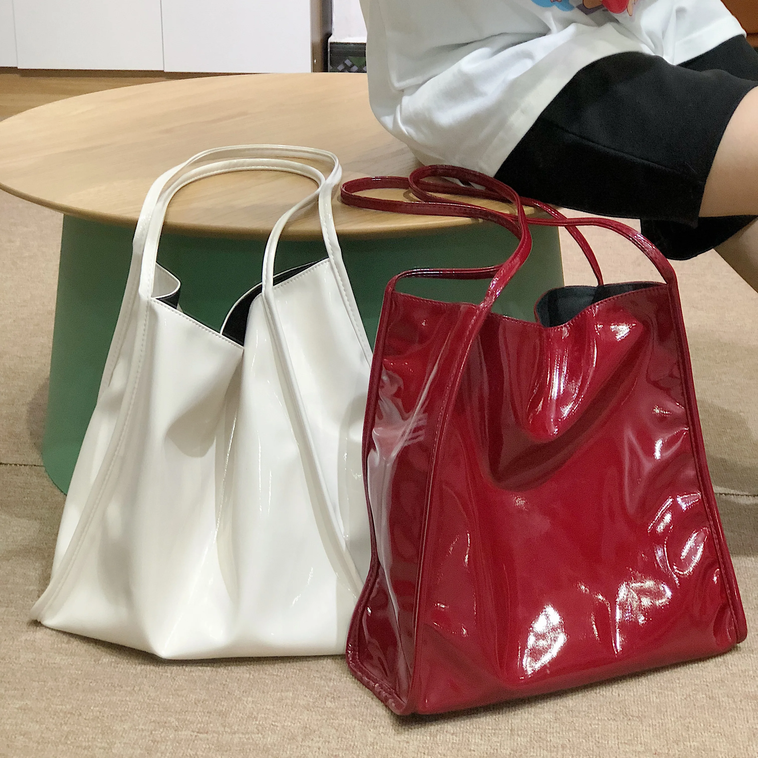 Fashion Design Women Shoulder Bag Soft Patent Leather Ladies Handbags Large Capacity Female Daily Casual Tote Shopping Bags