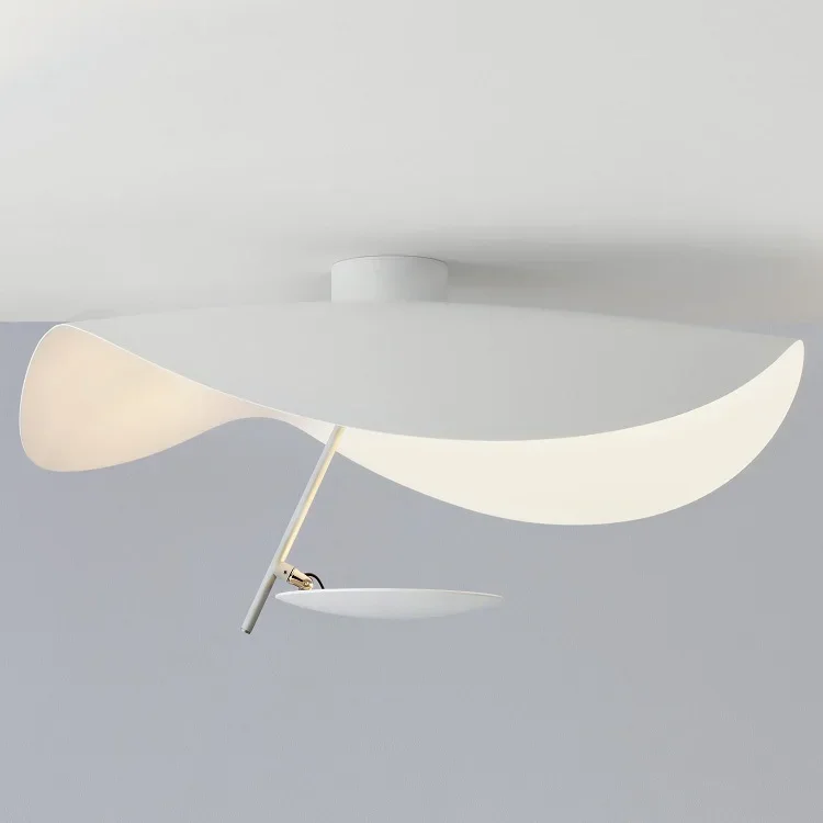 Nordic Creative Flying Shuttle Hat LED Ceiling Lamp Living Room Coffee Shop Hotel Black/white Chandelier Indoor Lighting