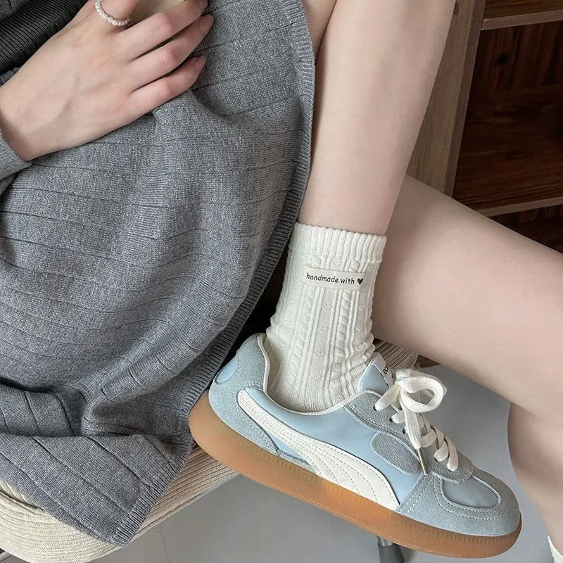 3 أزواج المرأة منتصف العجل على شكل قلب جوارب قطنية لون نقي العصرية الخريف الشتاء وصول مريحة المنزل الجوارب الجوارب القصيرة