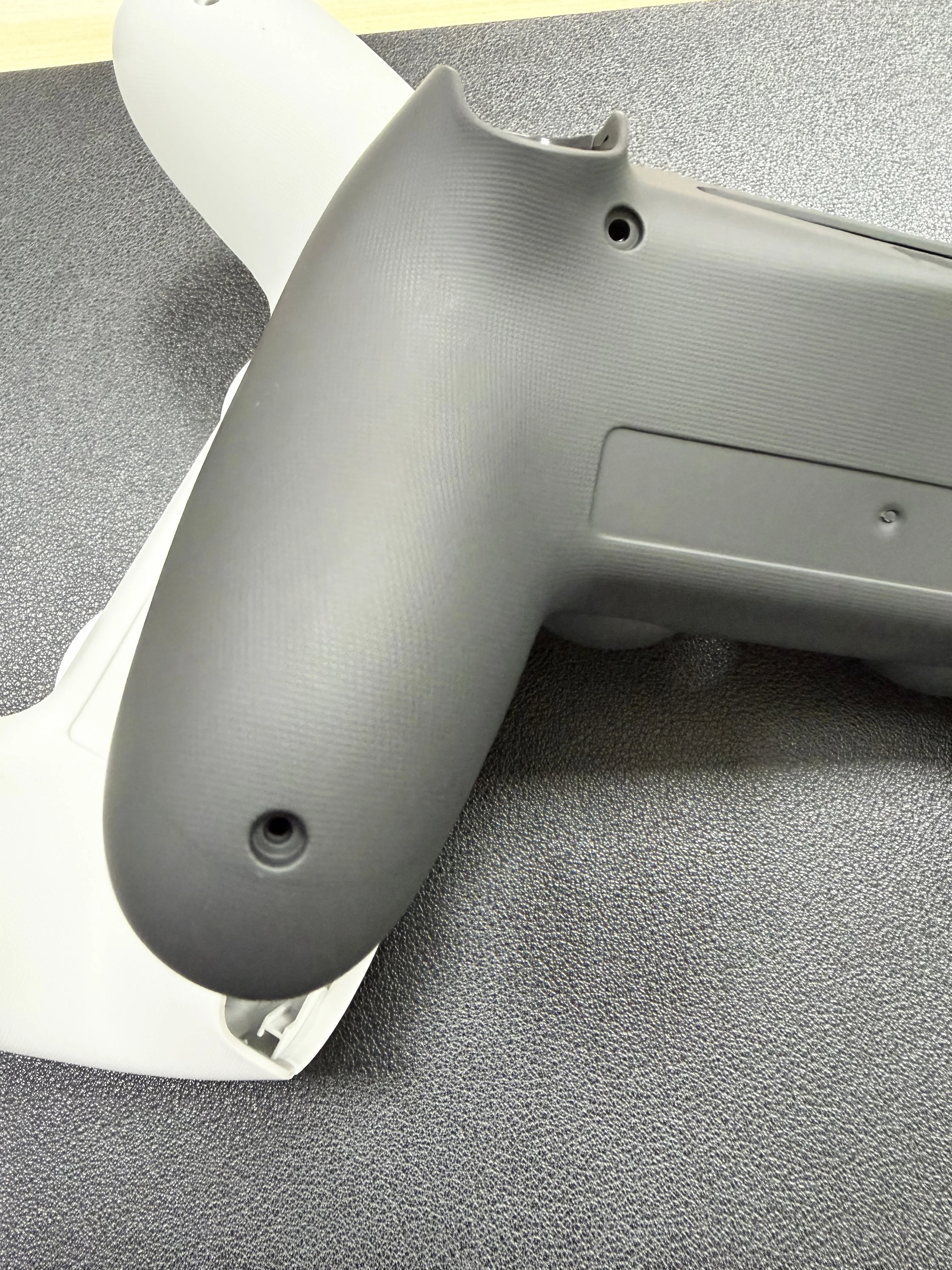 For PS4 Controller Shell, skin-like feeling Back Shell for DualShock 4, Replacement Housing for JDM-040/050/055 - view 2