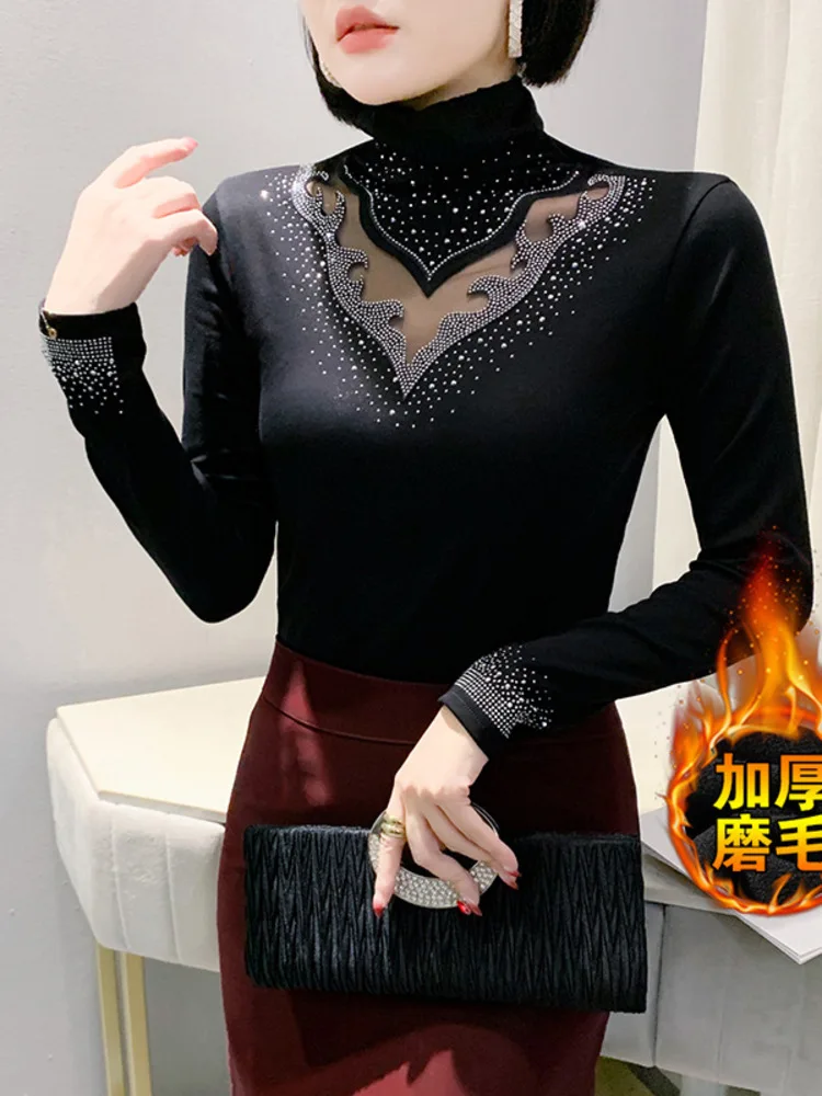 2025 Autumn Winter Thick Brushed New High Neck Lace Hollow Out Diamond Inlaid Western-Style Slim Fit And Slimming Base Shirt For