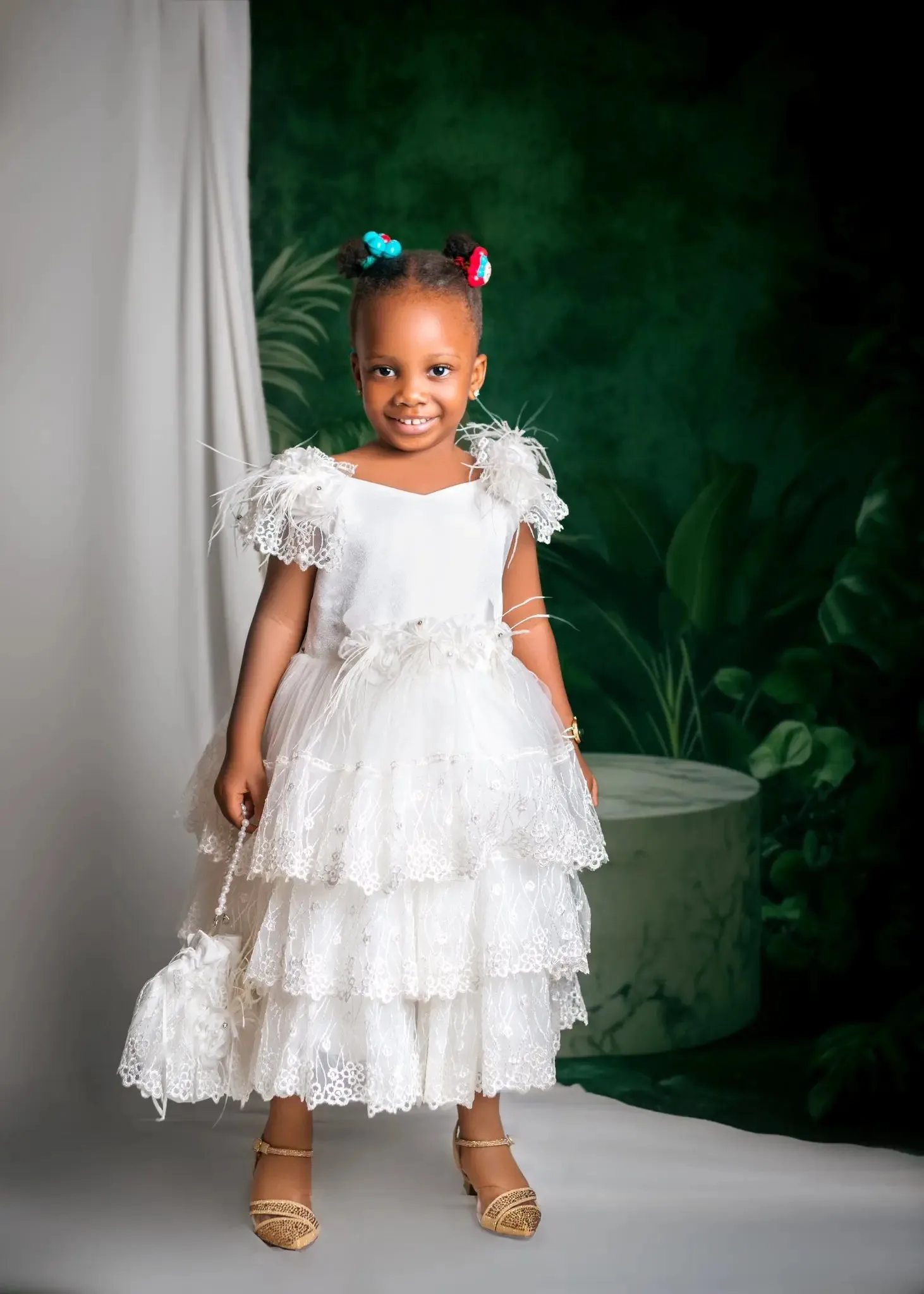 Customized White Flower Girl Dresses for Wedding Feather Lace Appliques Layered First Communion Baby Kids Birthday Party Gowns