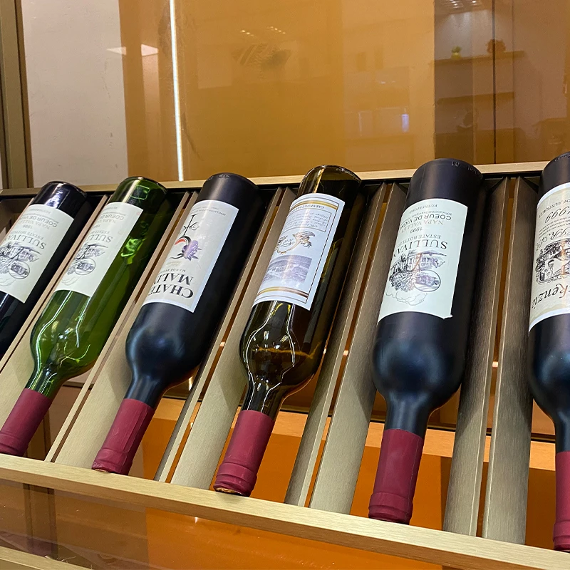 

Customized inverted red wine bottle laminate rack baffle wine cabinet rack aluminum alloy diagonal