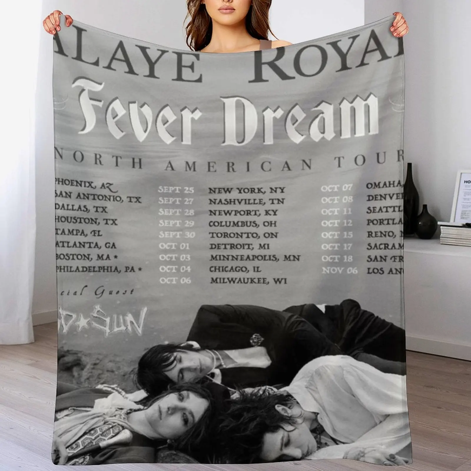 

palaye royale fever dream tour design Throw Blanket warm for winter Kid'S Weighted Travel Blankets