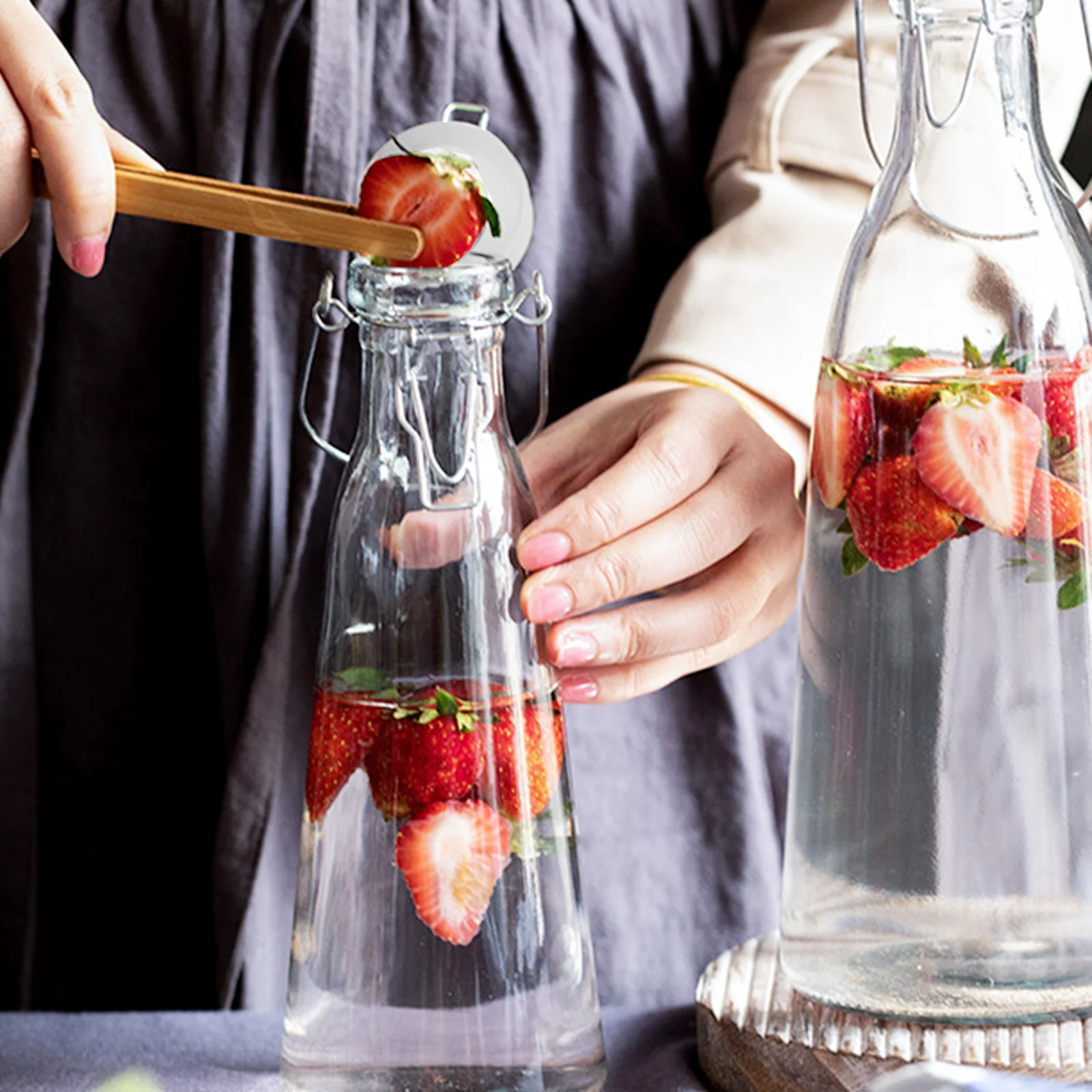 

Стеклянная бутылка с пряжкой, 350 мл, функция защиты от утечек, подходит для молочных холодных напитков, лимонада, портативный компактный размер, подходит для автомобильного подстаканника