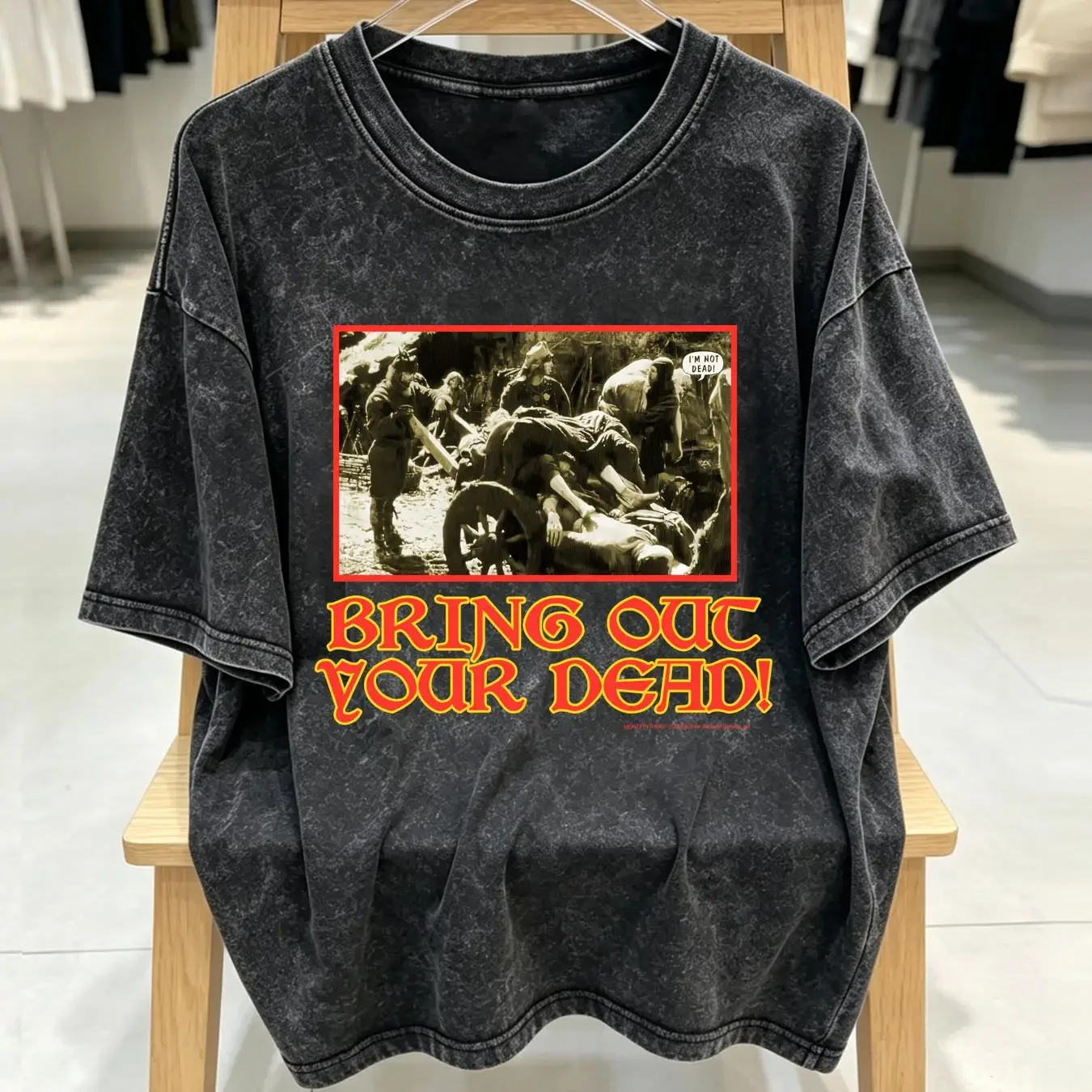 washed T Shirt Vtg 2000 Monty Python Mens Sz Large Bring Out Your Dead Y2K Movie Promo long or short sleeves vintage Washed