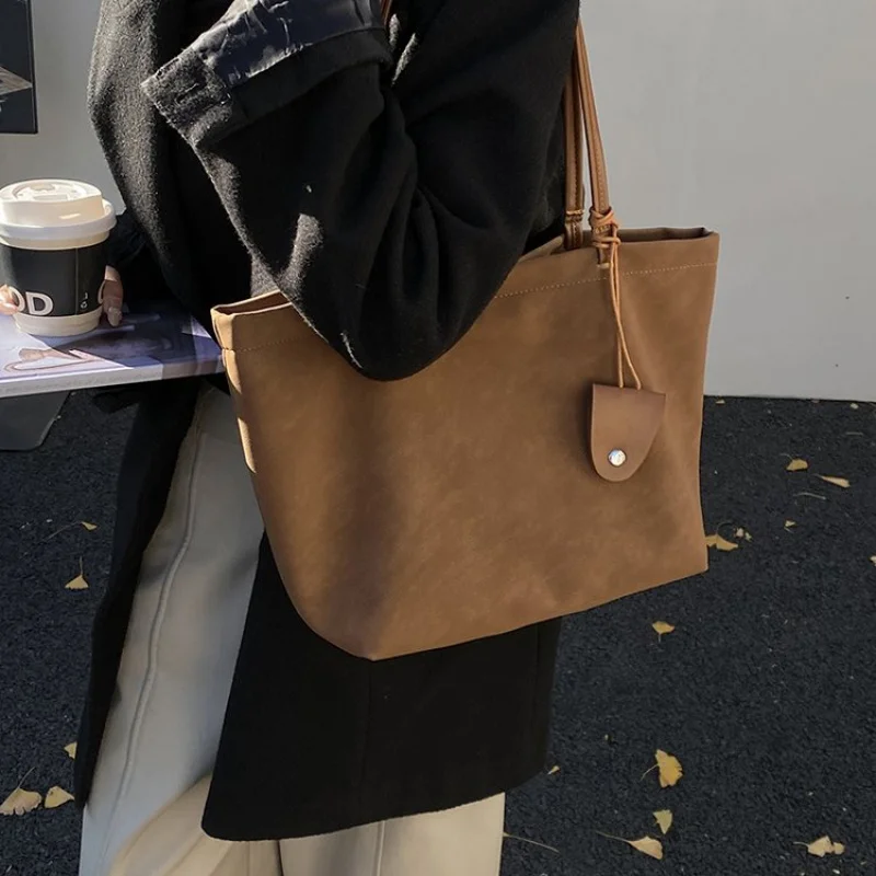 

Superior Ladies Shoulder Bag Made Of Kingsnake-Print Leather Boasting Nicaragua High-End Vintage Neat Spacious Look