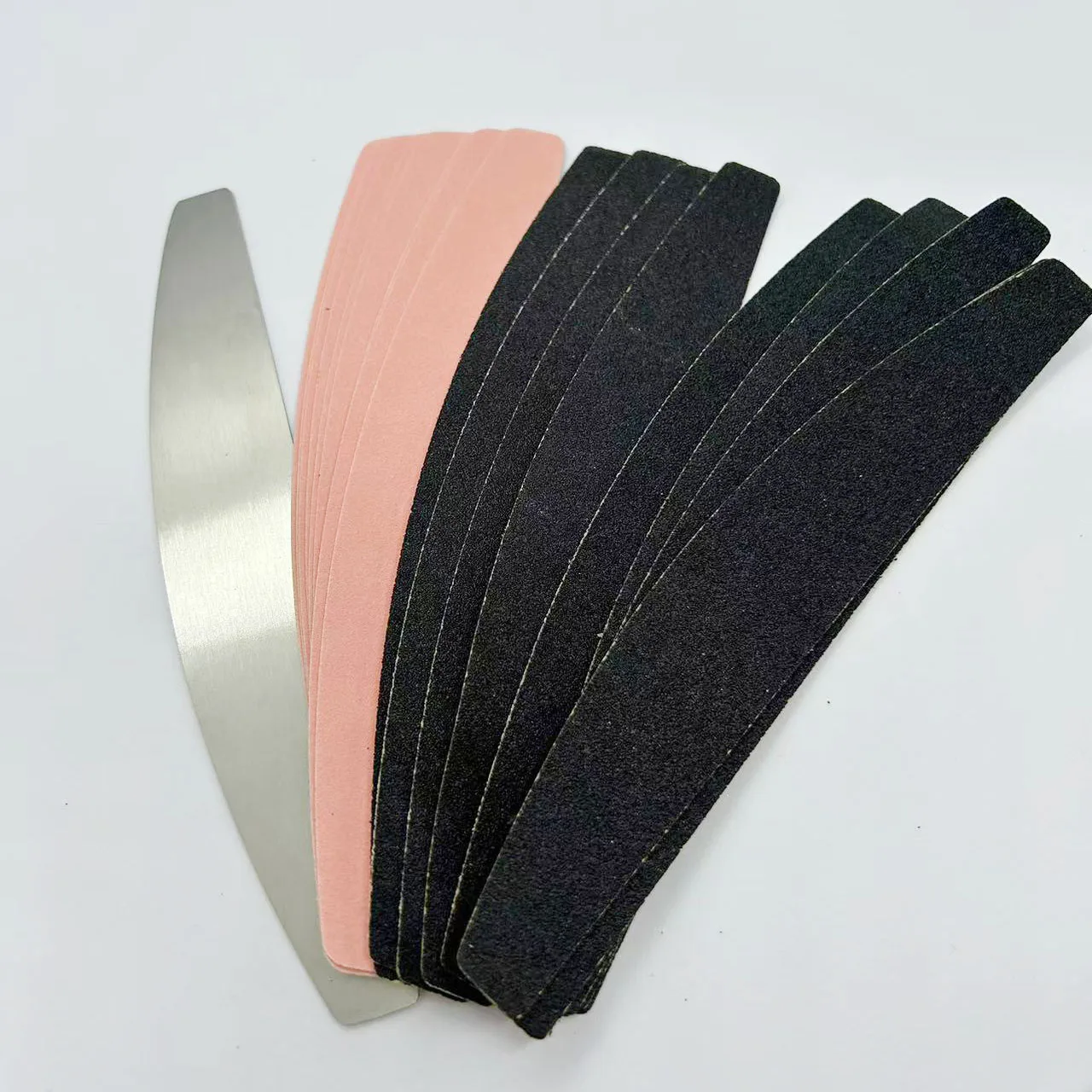 

1 pc metal base with 1Set(20 Pcs) Removalble Pads Replacement Sandpaper Pads Pink Halfmoon Shape Nail File