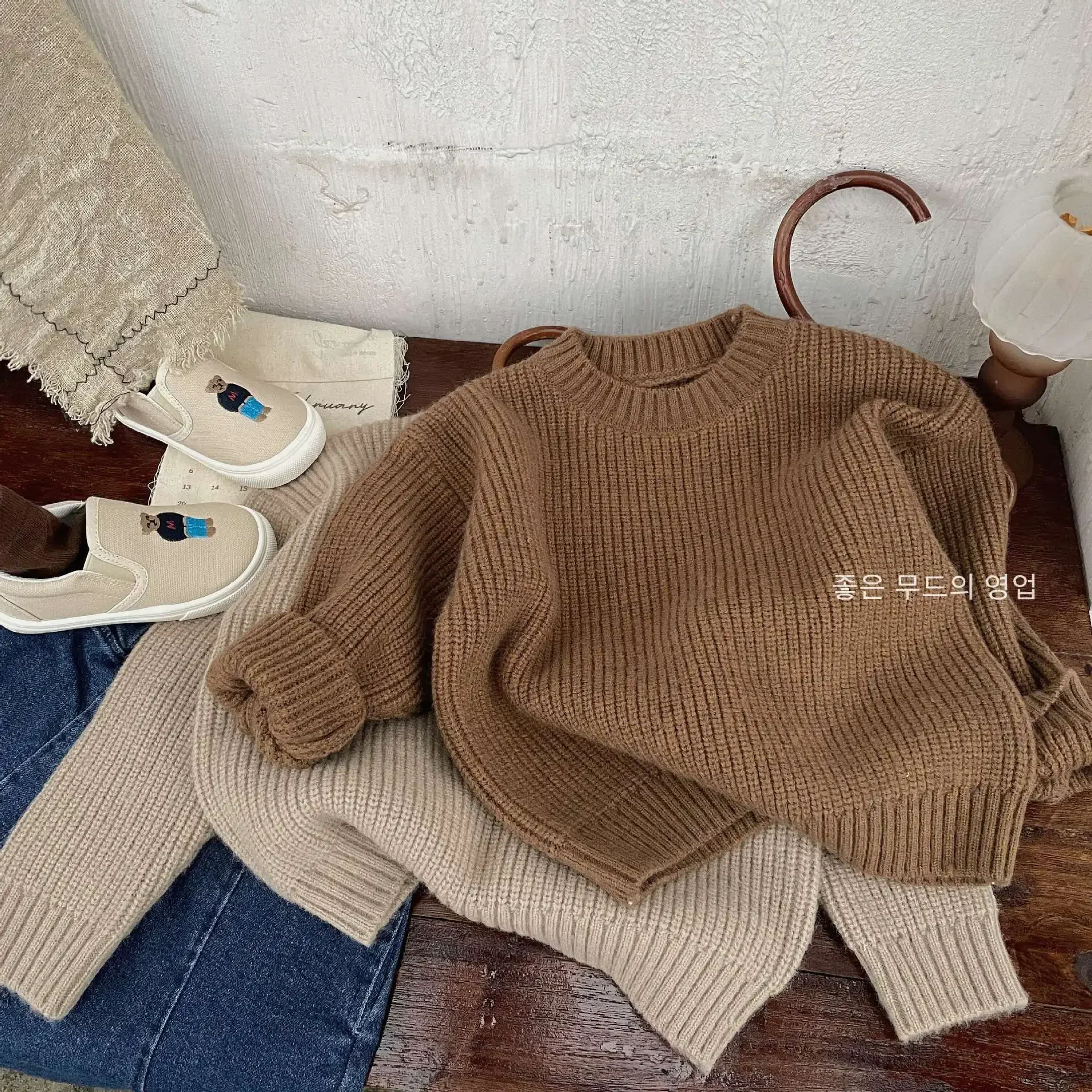 

Pullover Undershirts Kids Outwears Korean Style Autumn Winter Baby Girls Boys Knitted Sweaters Brown O-necked Long Sleeves