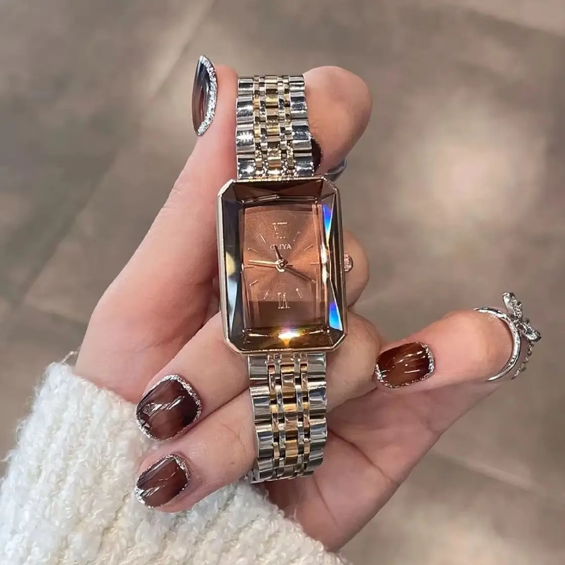 CILOA Women's Retro Watch Women's Light Luxury Niche Art High-End Watch Women's Ladies Brand Authentic