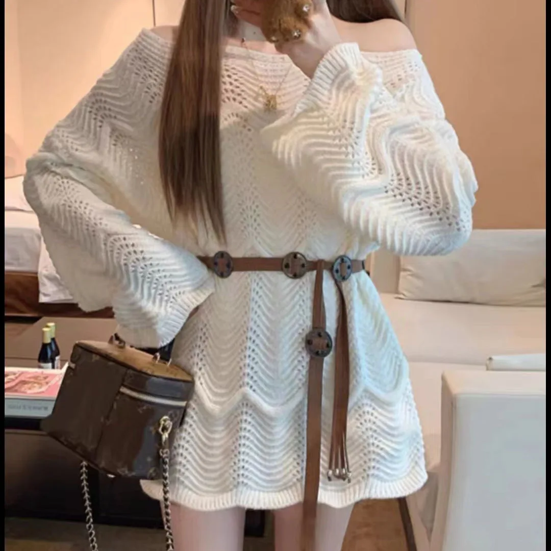 

New Hollowed Out Knitted Sweater with Loose and Stylish Style, Cinched Waist and Slimming Effect, Worn Outside Sweater Top