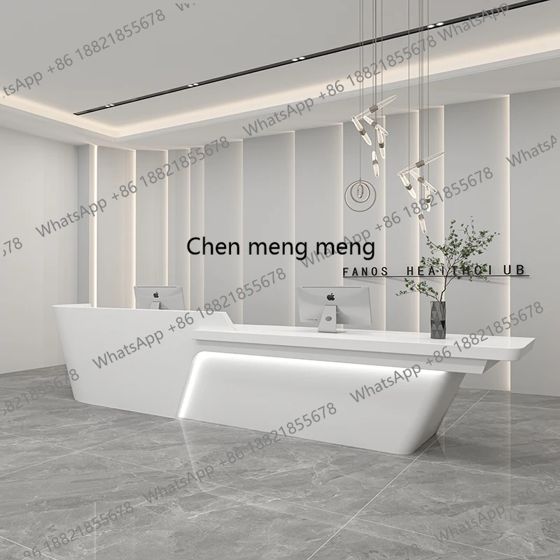 

Минималистичные стойки ресепшн для отелей и компаний: простые, длинные, представительские стойки для приема гостей