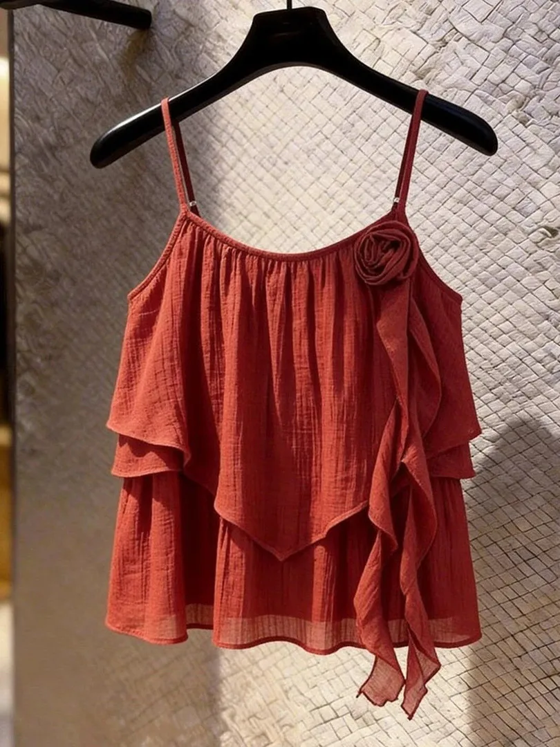 Stylish Red Halter Top Women's Fashionable Summer 2026 Slim Fit Breathable V-Neck Single Button Closure Straight Hemline