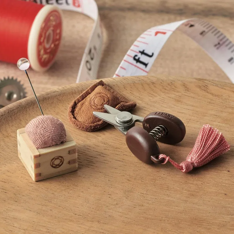 Cohana Mini Scissors Japanese Cute Thread Snips Portable DIY Leather Fabric Embroidery Scissors