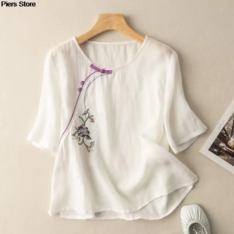 New Luxury Embroidery Floral Tees Women Chinese Style Classic Loose Shirts Casual Vintage O Neck Short Sleeve Summer Blouse Top