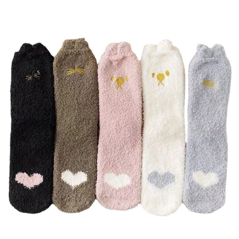 Calcetines de tubo medio de Cachemira gruesa Kawaii para mujer, medias suaves y cálidas, prendas de vestir, ropa de piso