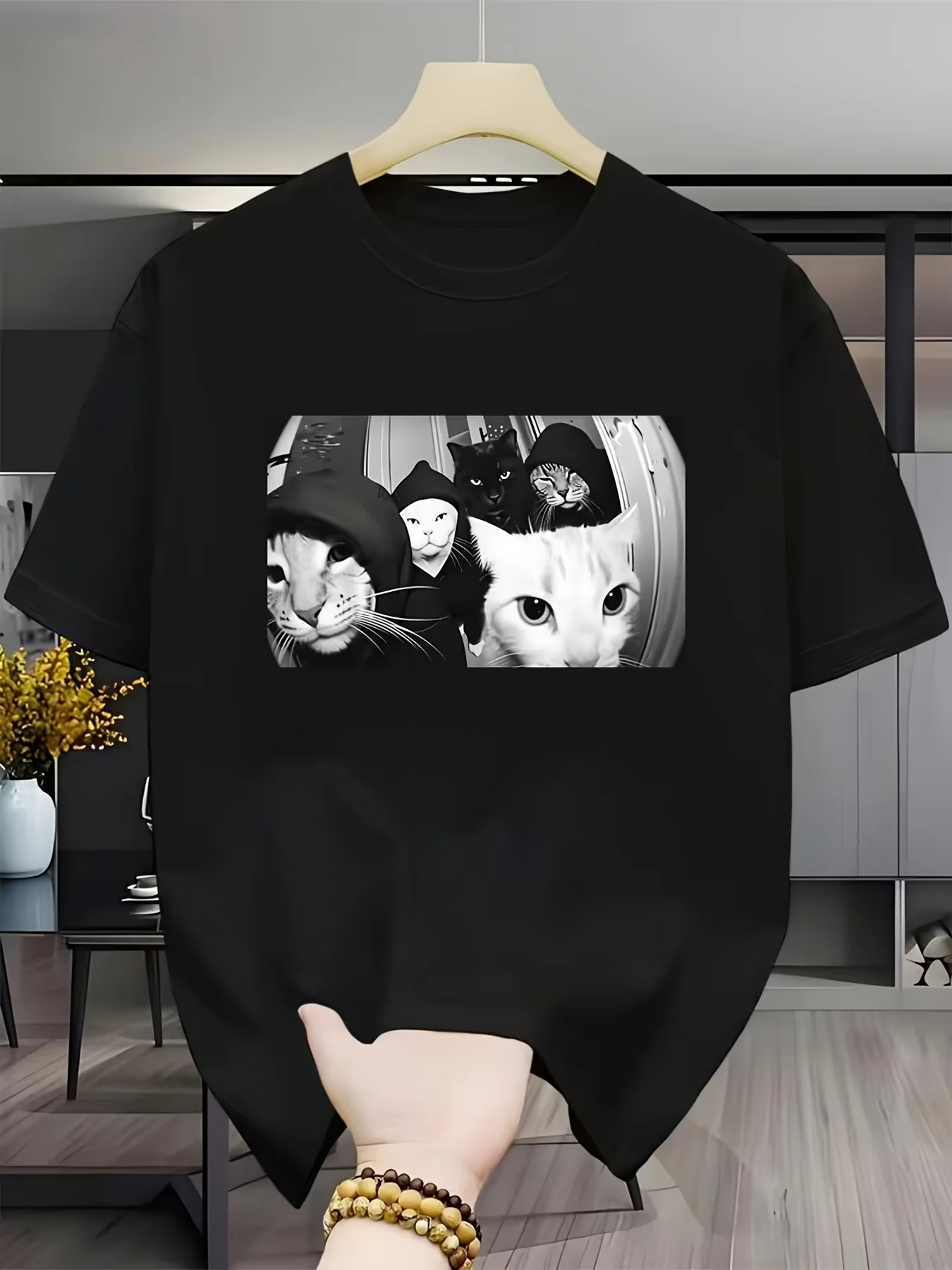 Boys' Short-sleeve T-shirt Featuring a Trendy and Humorous  Gangster Cat Theme - Classic Gangster Cat Design Including Tang Cat and Tom Cat, Short-sleeve Crewneck T-shirt, Suitable for Casual Street Style