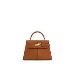 High Sense Fashion Trend Niche Design Trapezoidal Handbag Going Out To Work Messenger Bag Women's Large Capacity Elegance