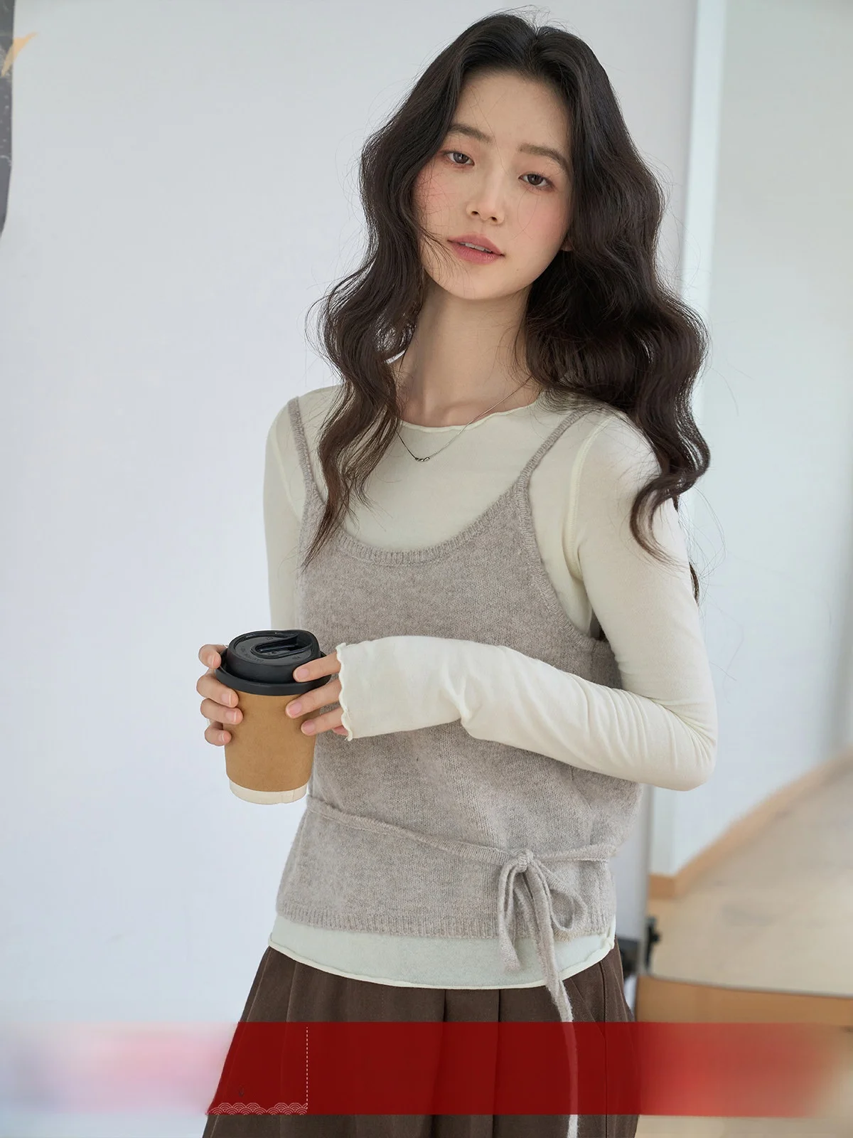 

Женский вязаный топ MoZao с узлом, облегающий, весна 2026, круглый вырез, из других материалов, 00%