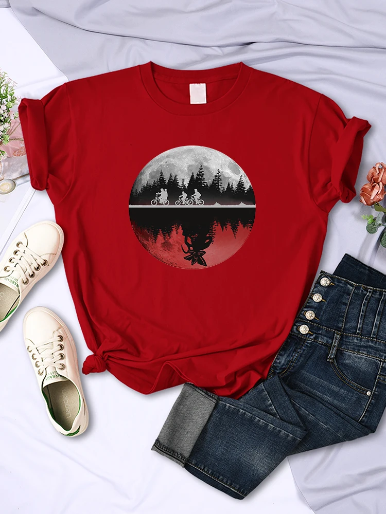 

Boys Riding Bicycles Print T Shirt Womens Summer Cool T-Shirt Hip Hop Breathable Tee Shirtfashion Casual Short Sleeve Female