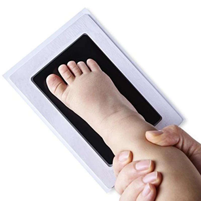 Newborn Baby Handprint or Footprint Clean-Touch Ink Pad Inkless Mess Free Pad Photo Frame Kit Ink Pad Imprint Cards