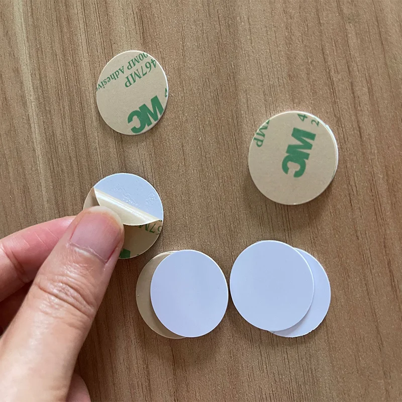 Dia 18/20/25/30mm RFID Tag RFID 13.56Mhz FM1108 1K IC PVC Token with Sticker rfid coin tags round tags 15000 pcs