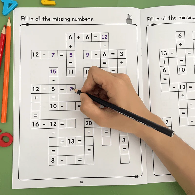 مصنف إضافة وطرح للرياضيات مكون من 32 صفحة |   ألغاز الكلمات المتقاطعة وحقائق الجمع والطرح |   تمارين الحساب اليومية