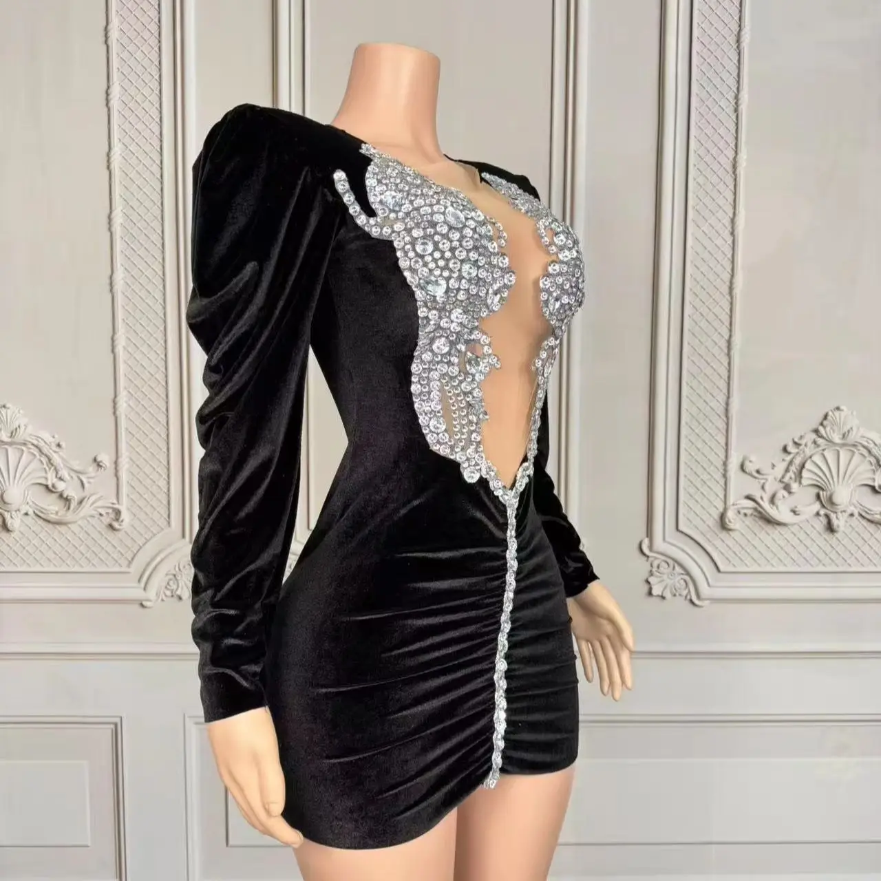

Nightclub Event Little Black Dresses for Formal Occasion Sparkly Rhinestone Velvet Mini Dress Birthday Party Ultra Short Dress