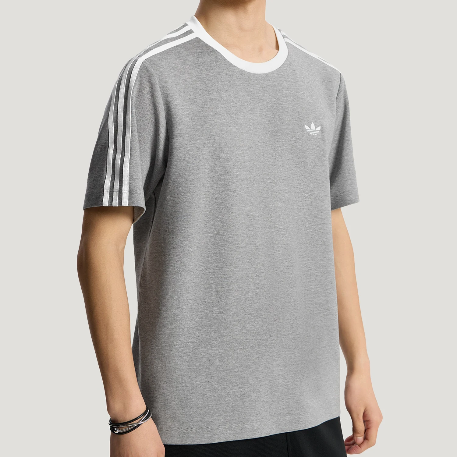t-shirt-a-manches-courtes-en-tricot-pour-homme-adidas-genuine-clover-confortable-et-doux-pour-la-peau-ky8463